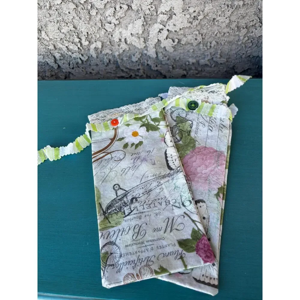 Handmade Paris Themed Gift Bag Set: Gift Wrapping Supplies
